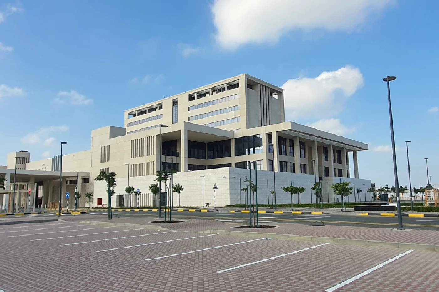Sultan Qaboos Comprehensive Cancer Care and Research Centre / Marble